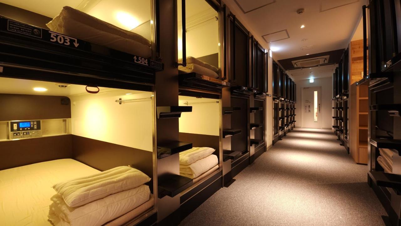 Acro Capsule Hotel Namba Dotonbori Osaka Exterior foto